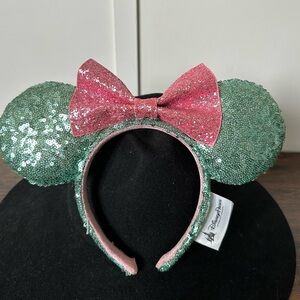 Disneyland Minnie Mouse ears